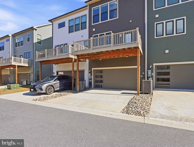 Building Photo - 3289 Watershed Blvd