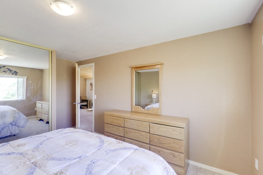 Building Photo - 4170 Mohave Ln