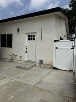 Building Photo - 10334 Eldora Ave