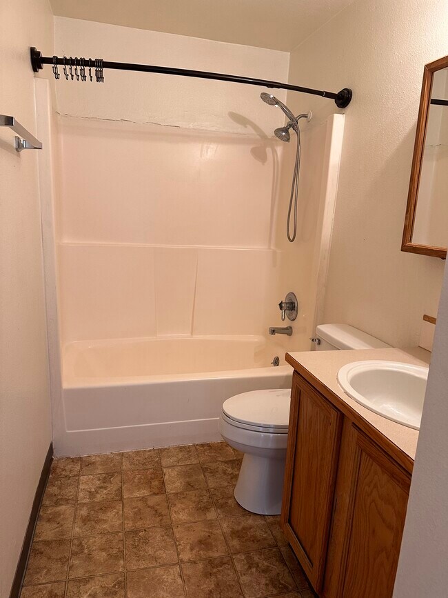 Building Photo - 1422 Alabama St