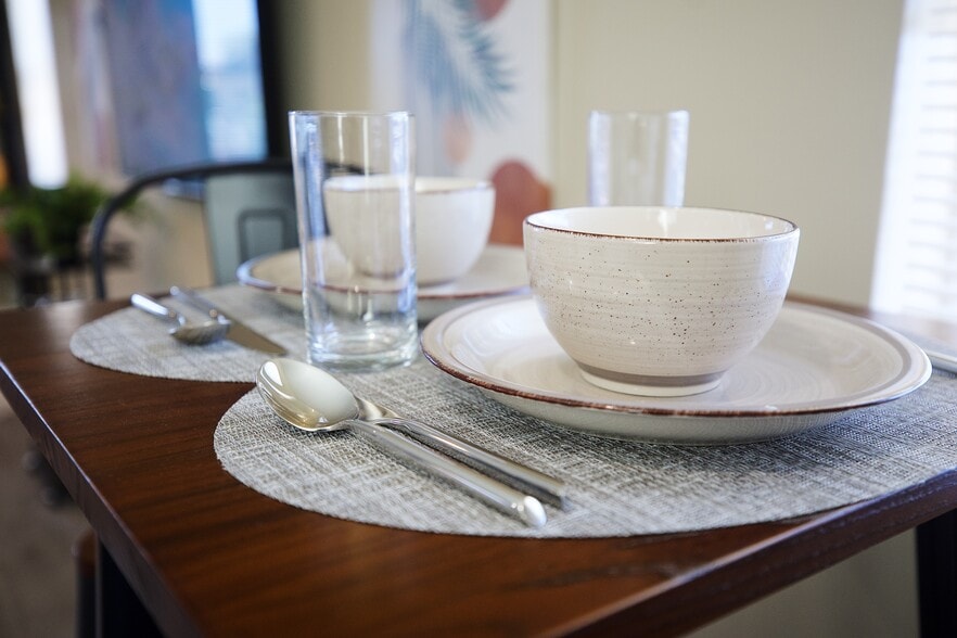 Building Photo - 5821 Madden Ave