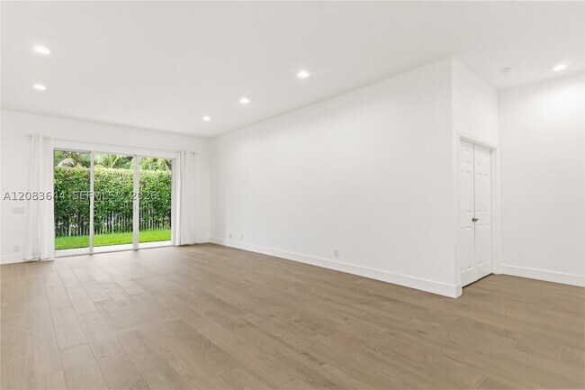 Building Photo - 776 Lavender Cir