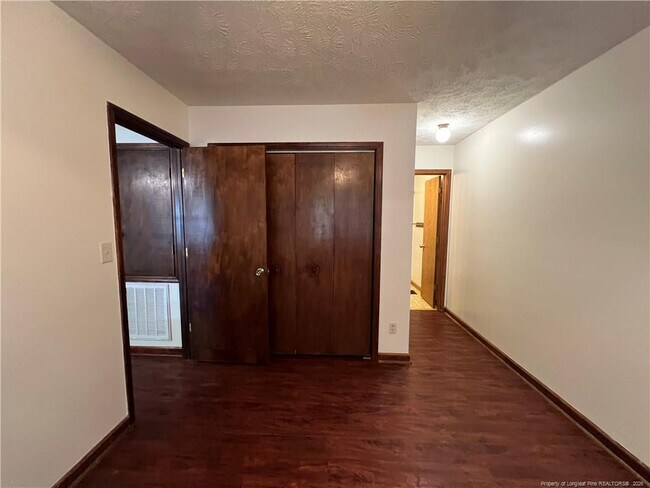 Building Photo - 1405 Briarcliff Dr