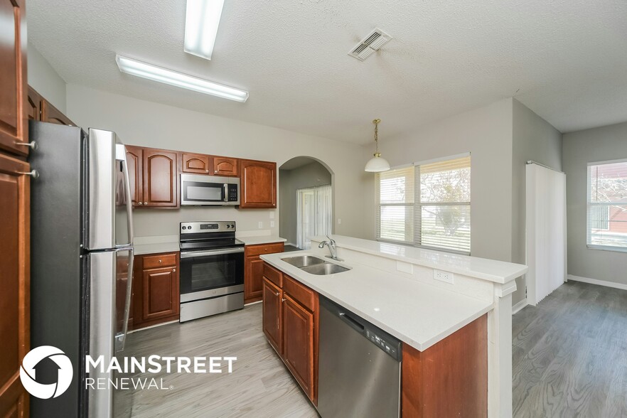 Building Photo - 196 Aurelia Ct