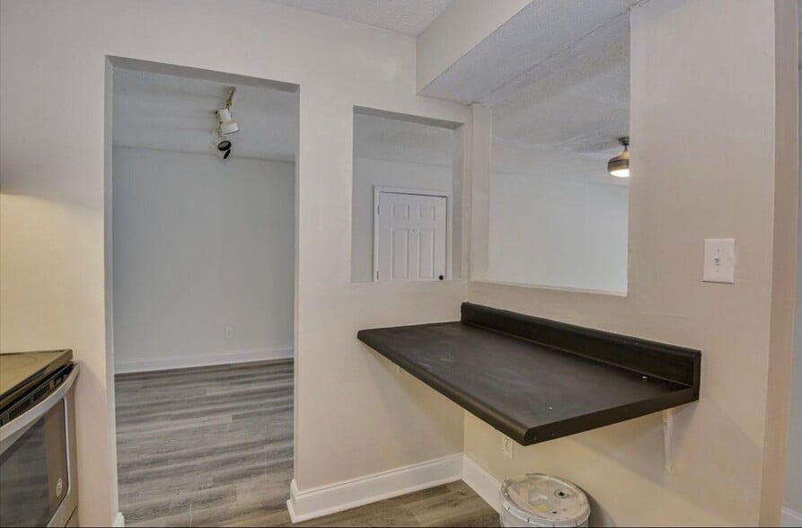 Building Photo - 1017 Stevens Creek Rd