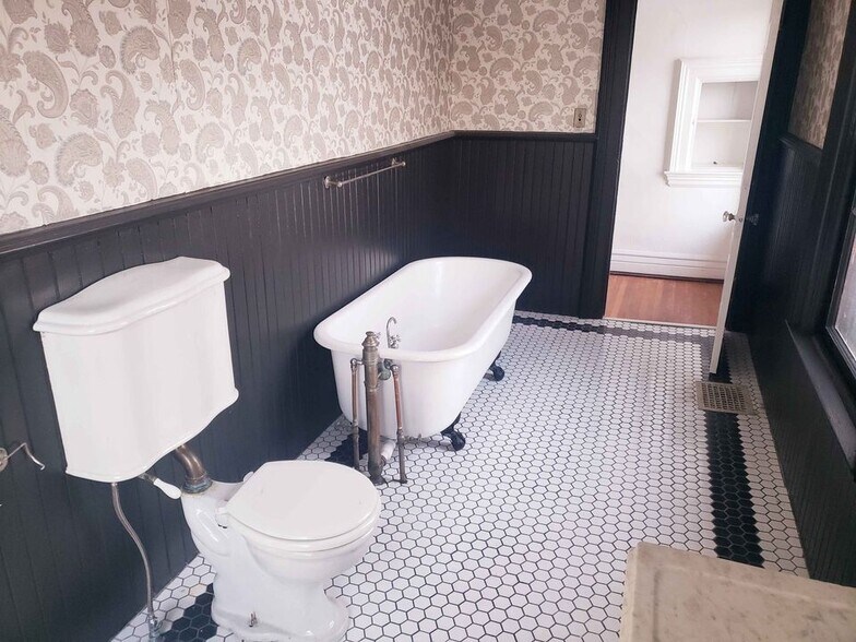 Bathroom 1 - 207 Lancaster Ave