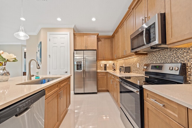 Building Photo - 17132 SW Ambrose Way