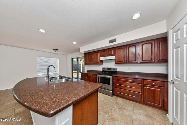 Building Photo - 15366 W Tasha Dr