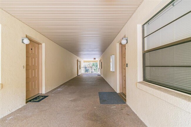 Building Photo - 1547 NE 2nd St