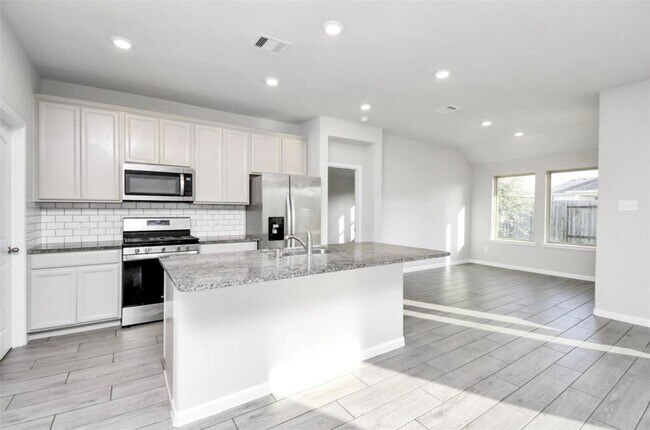 Building Photo - 2131 Levant Ln