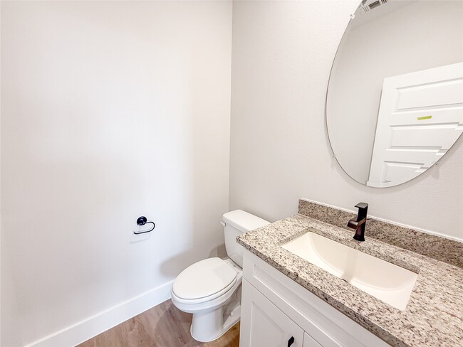 Building Photo - 5605 Mobeetie Lp