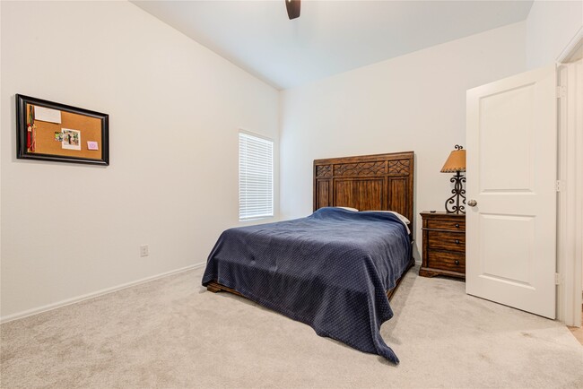 Building Photo - 1496 Twilight Grn Dr