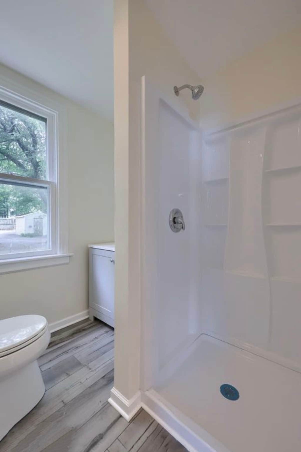 Building Photo - 1202 Baltimore St