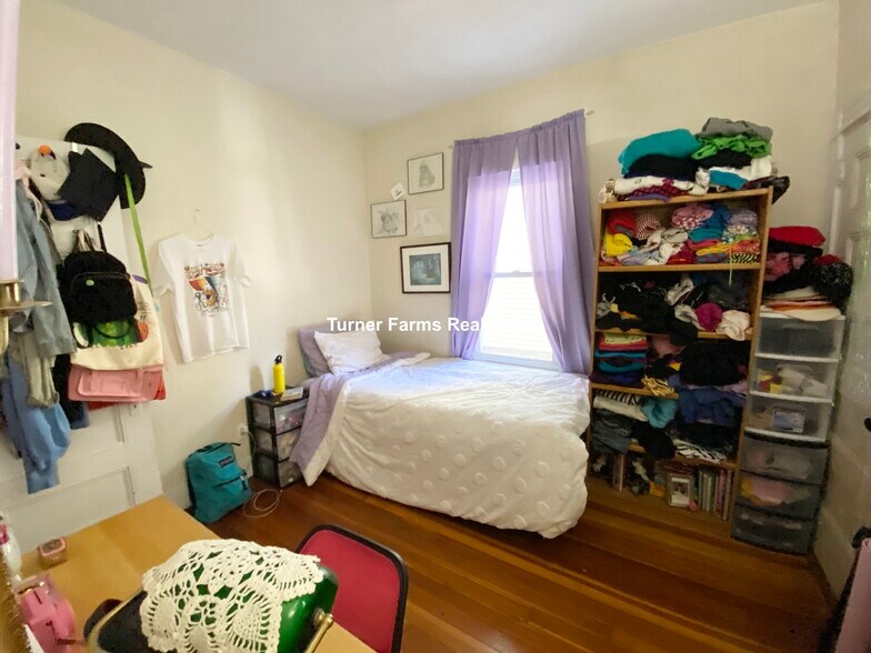 Building Photo - 34 Darling St