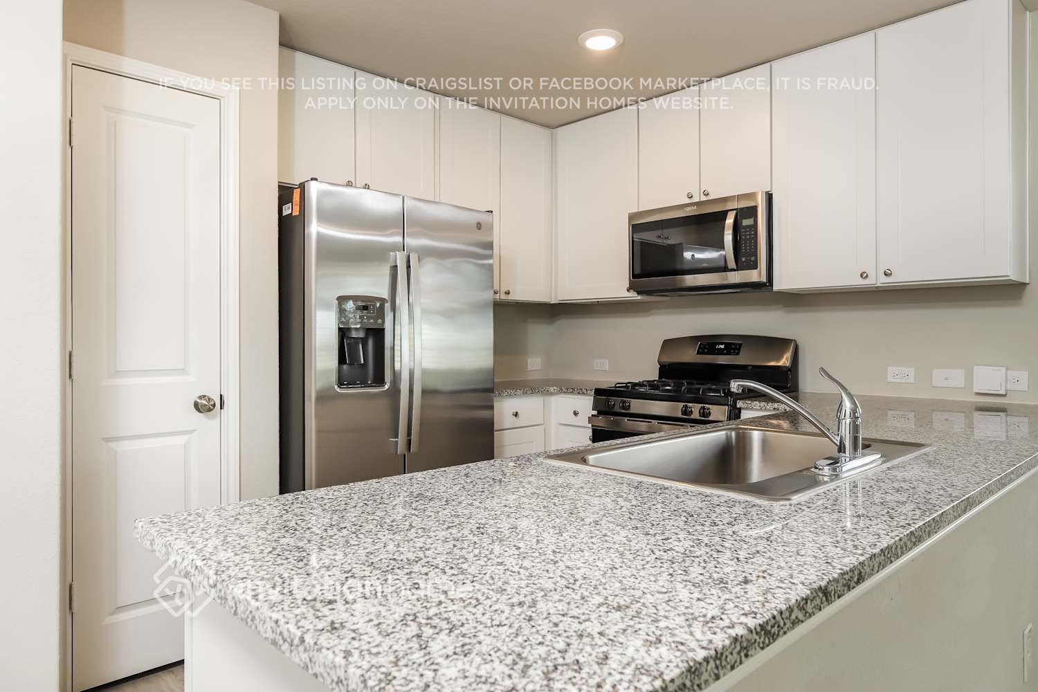 Building Photo - 5723 Fruchel Wy