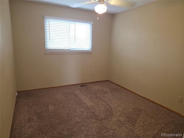 Building Photo - 9351 Weeping Willow Ct