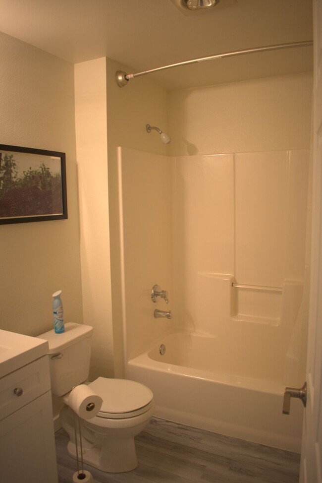 Building Photo - OPEN HOUSE SATURDAY 5/3/25 FROM 1:00-3:00 ...
