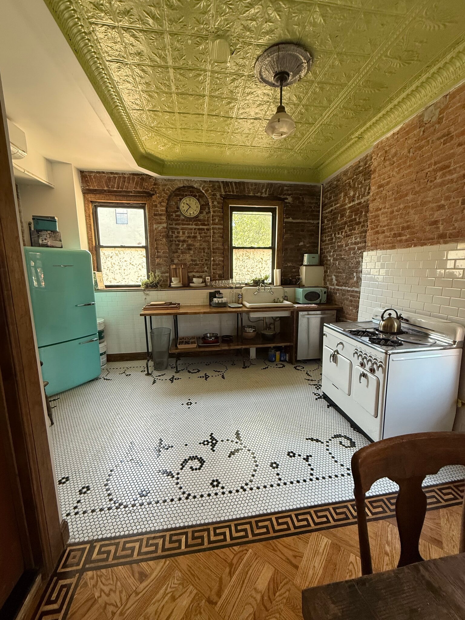 Kitchen - 373 Decatur St