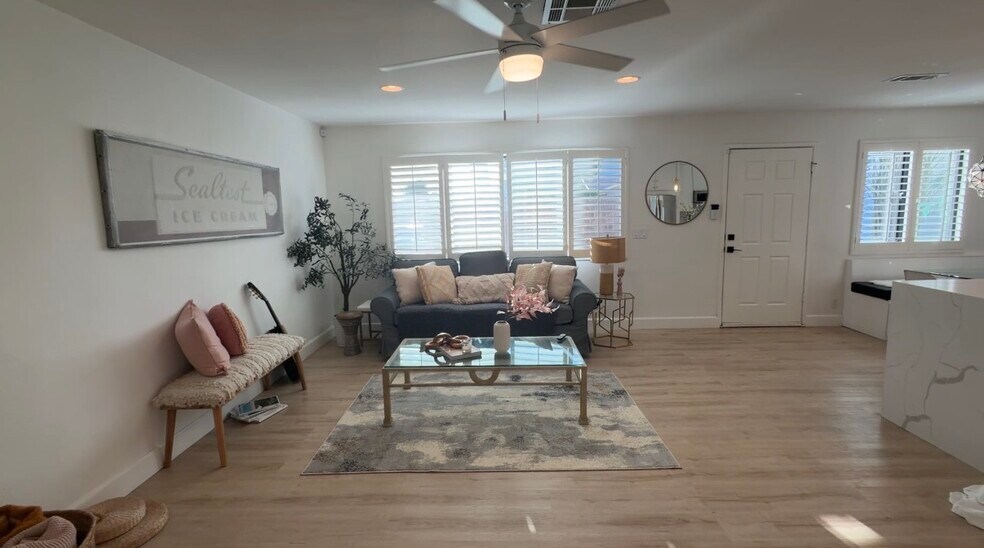 Building Photo - 52801 Avenida Alvarado