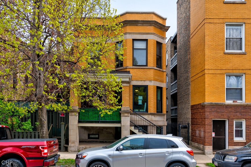 Building Photo - 4113 N Ashland Ave