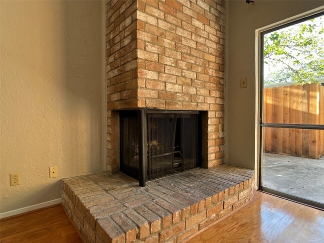 Building Photo - 3737 Wakeforest St