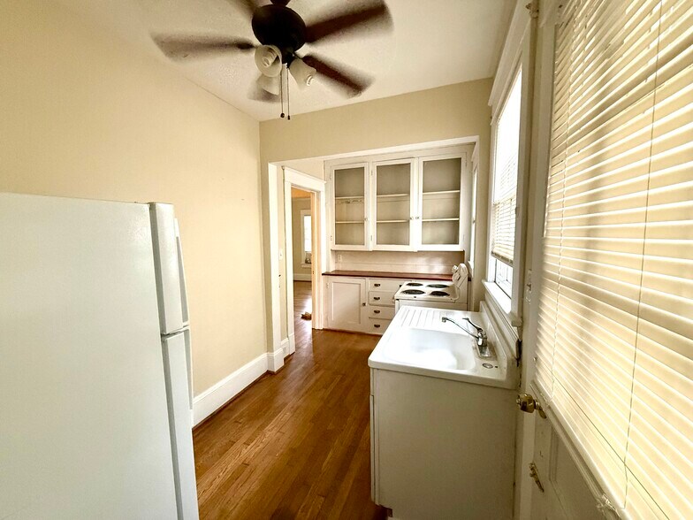Building Photo - 809 Rankin Pl