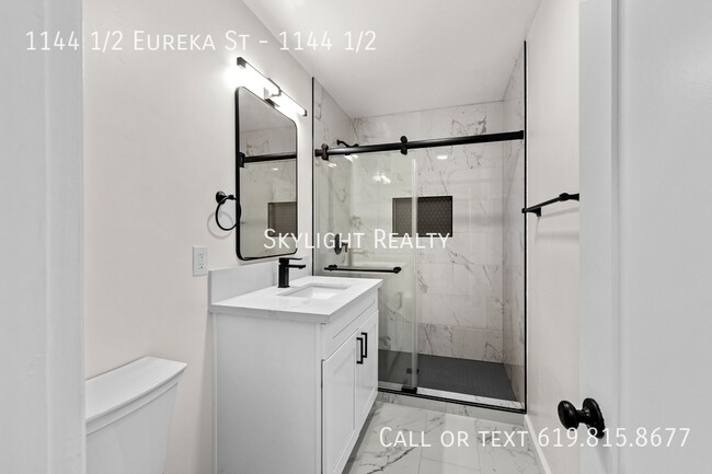 Building Photo - 1144 1/2 Eureka St-1144 1/2