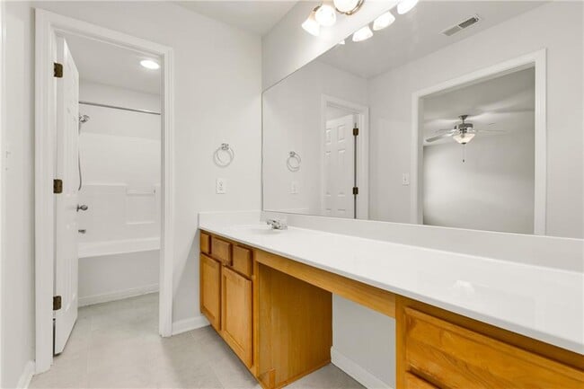 Building Photo - 3862 Guilderoy Ln