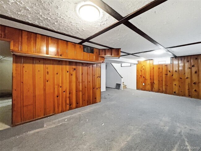 Building Photo - 2090 Moran Ave