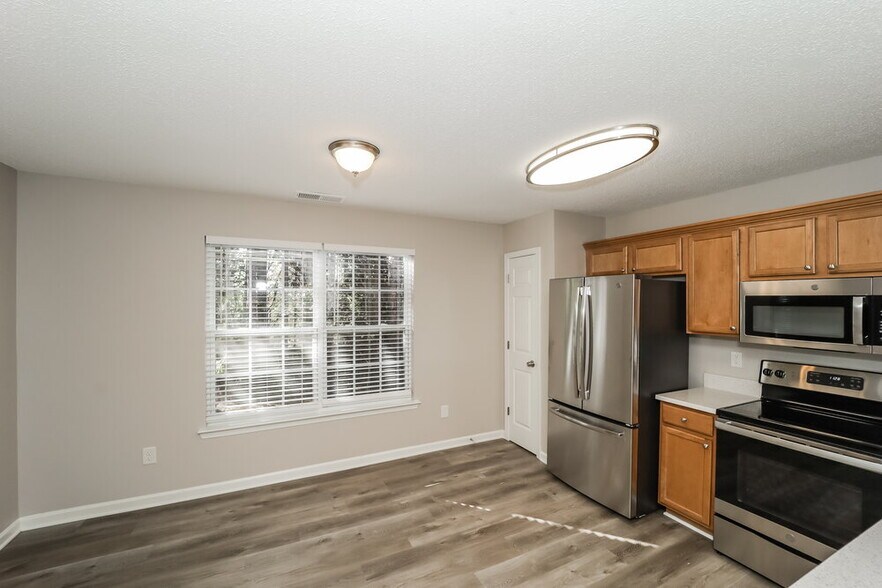 Building Photo - 229 Lossie Ln