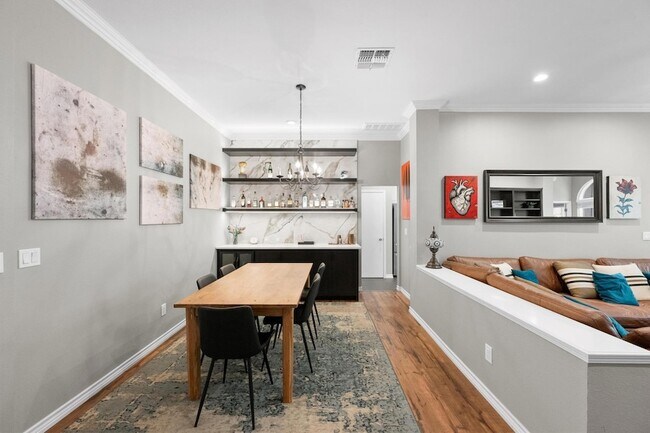 Building Photo - 8716 Bobcat Dr