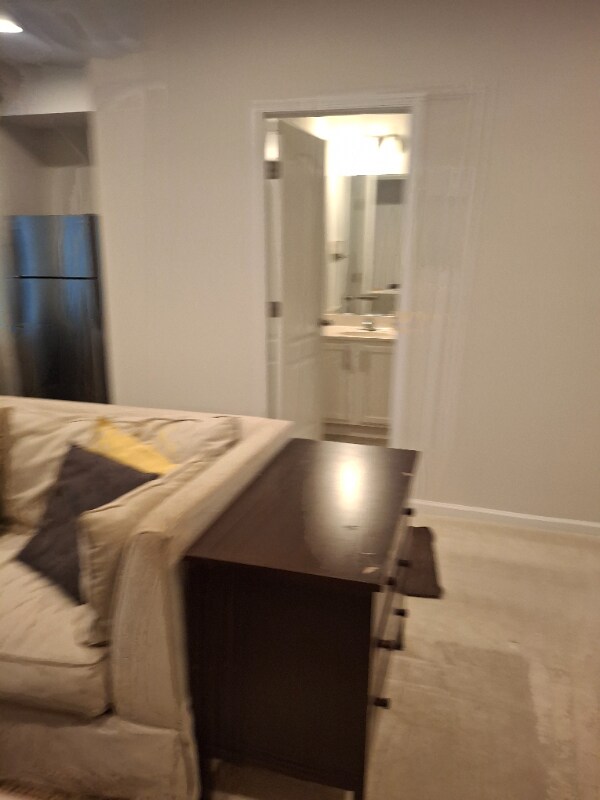 Building Photo - 307 Spring Bank Way