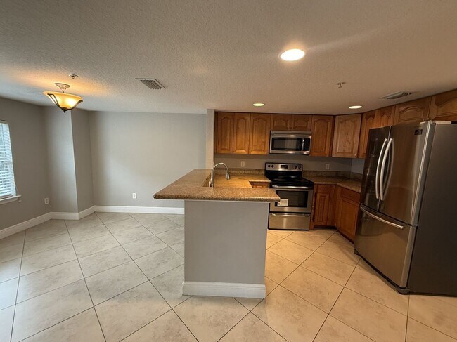 Building Photo - 3717 S Lake Orlando Pkwy
