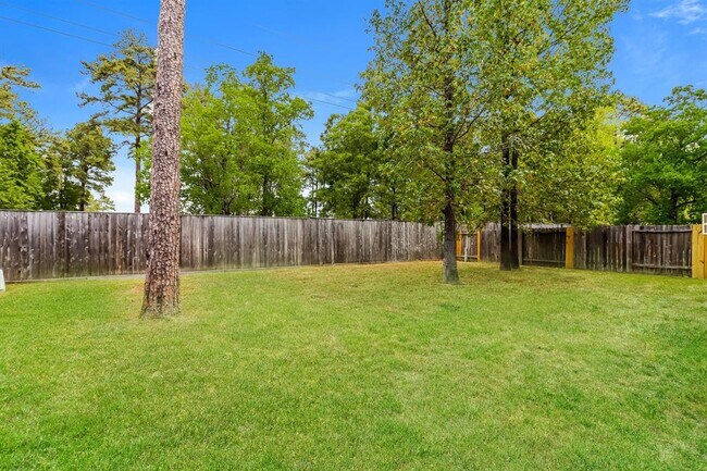 Building Photo - 1023 Casting Springs Way