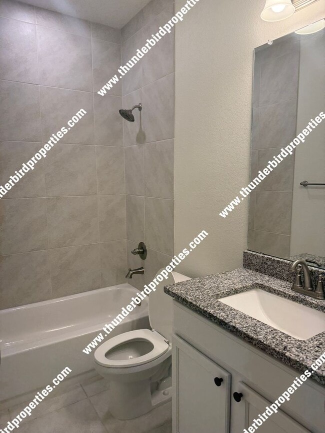 Building Photo - Great 4 bedroom home - Rio Rancho