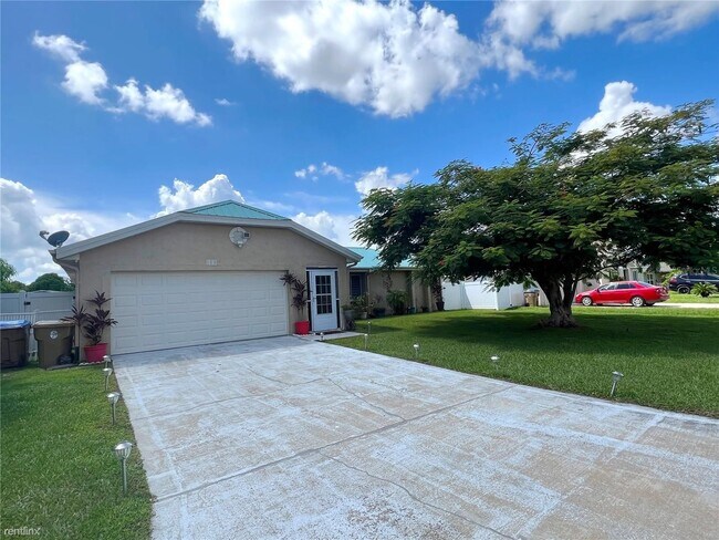 Primary Photo - 3 br, 2 bath House - 189 La Paz Drive