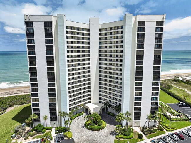Building Photo - 9650 S Ocean Dr