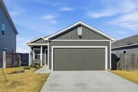 Building Photo - 1106 Cattail Ln