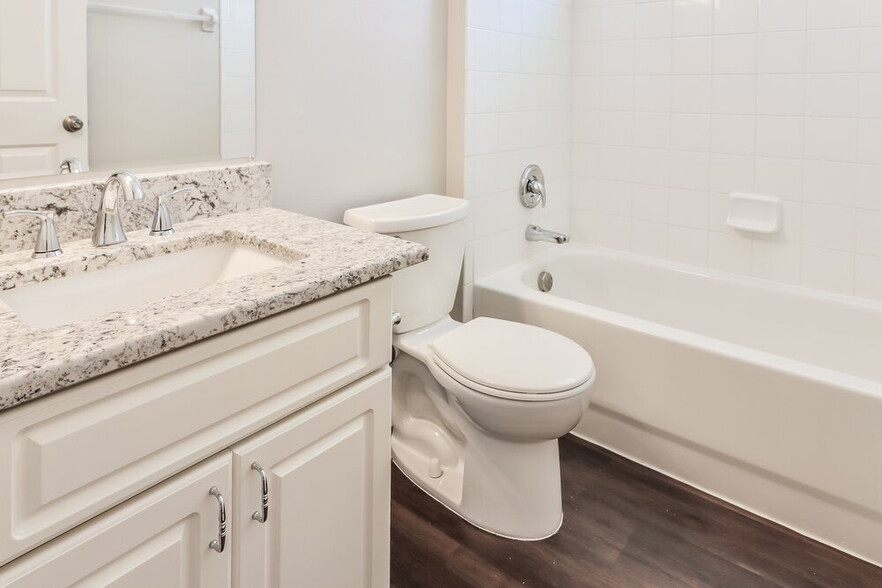 Building Photo - 8522 Hawbuck St