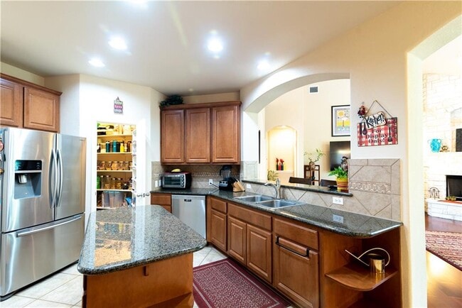 Building Photo - 6801 Magenta Ln