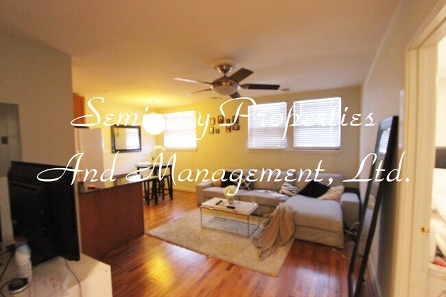 Building Photo - 927 W Sunnyside Ave