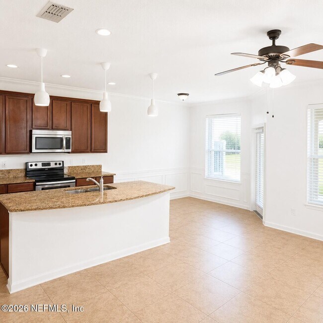 Building Photo - 1500 Calming Water Dr