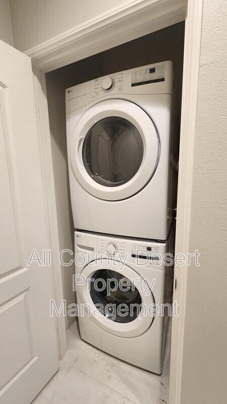 Building Photo - 44801 Beringer Dr