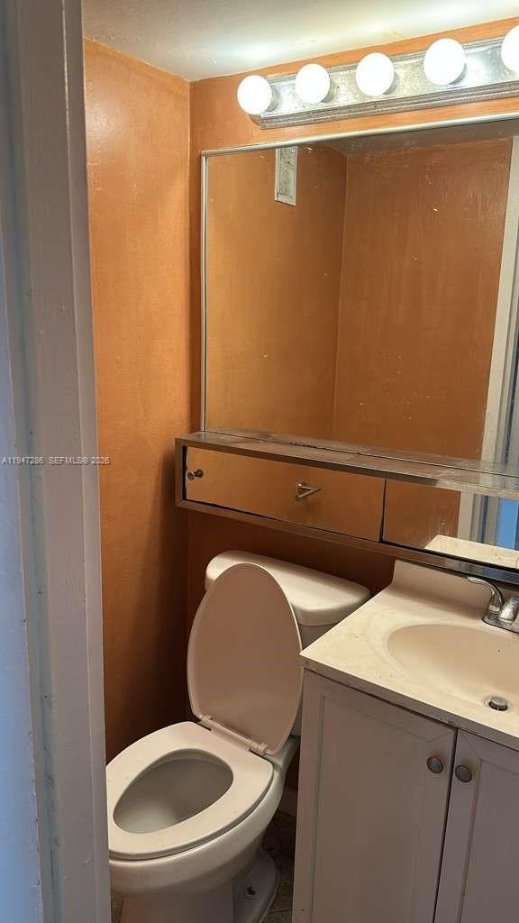 Building Photo - 3660 NE 166th St