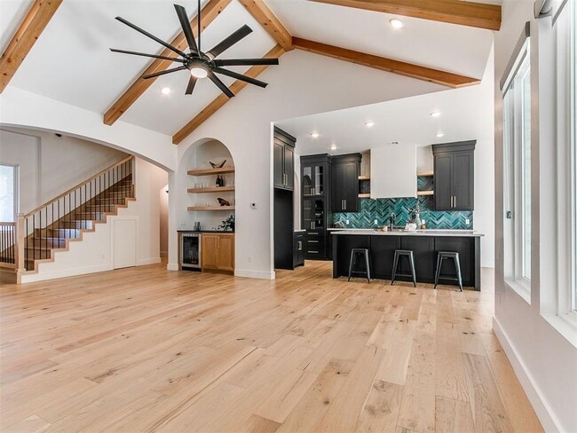 Building Photo - 2117 Aminas Wy