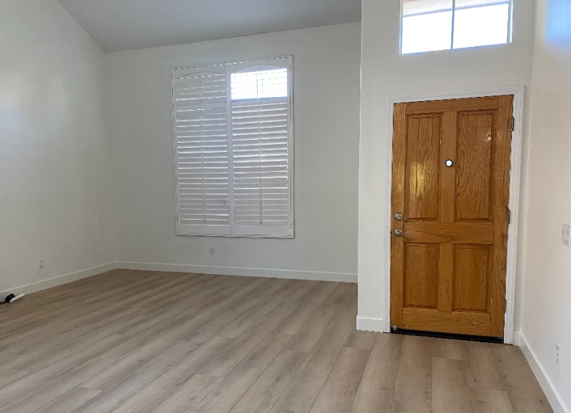 Building Photo - 1131 Mira Lago Ln E