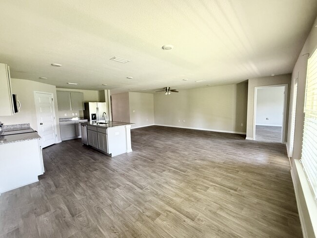 Building Photo - 24629 Alamitos Trace Dr