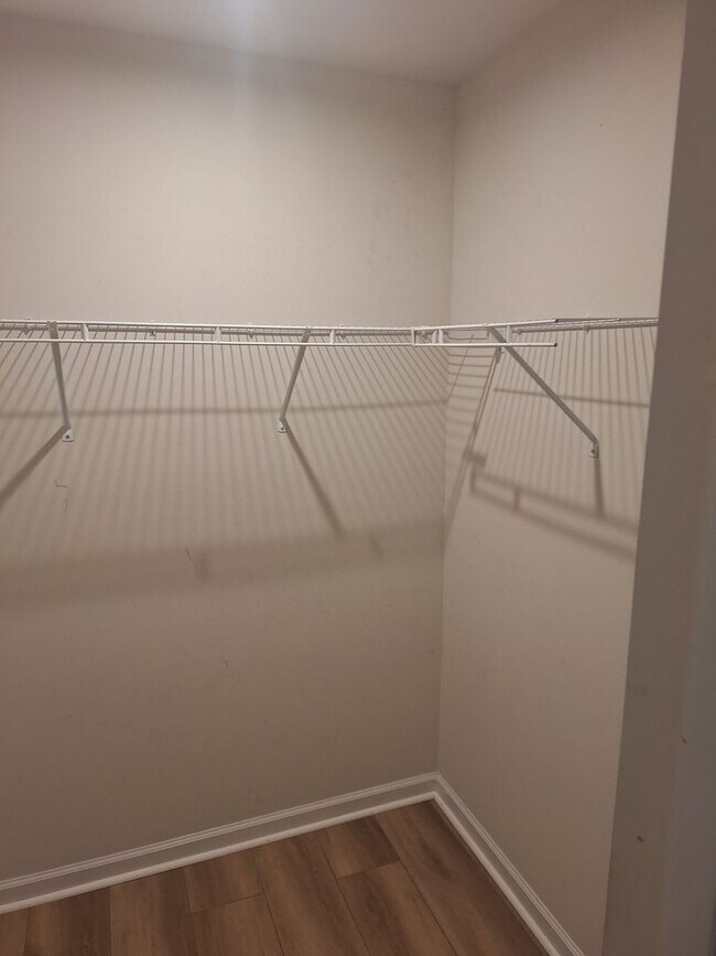 Building Photo - Wonderful Two Story Four Bedroom Home in Northeast Columbia!