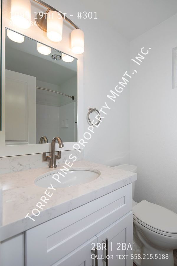 Building Photo - 1095 19th St