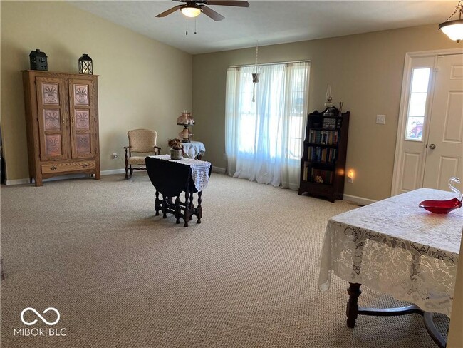 Building Photo - 10201 N 150 E